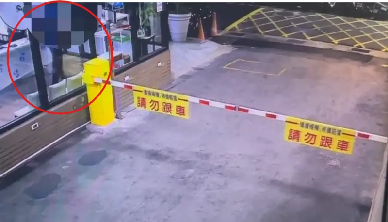 疑5歲兒太吵！家暴父親手弒子冷血逃逸身影曝　騎車亂晃落網