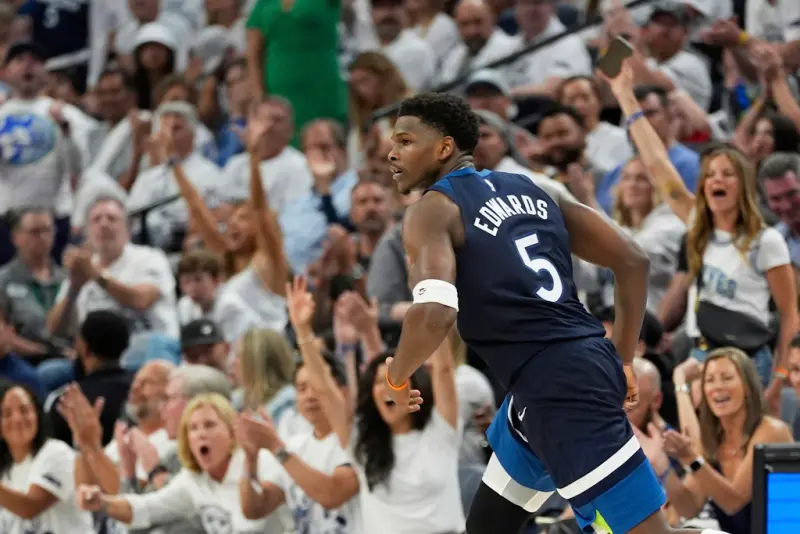 NBA／淘汰Curry、詹皇和KD！新世代領袖誕生　蟻人連年擊敗強隊
