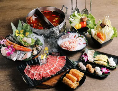 ▲問鼎有單點制及兩家分店限定的全吃到飽制，圖為雙人套餐。（圖／問鼎提供）