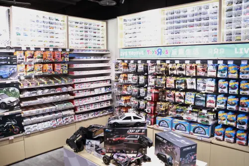 ▲現場有超過數百台風火輪黑卡限定版、麥卡倫與多美卡等小車模型。(圖/攝影吳翊婕攝) ▲現場有超過數百台風火輪黑卡限定版、麥卡倫與多美卡等小車模型。(圖/攝影吳翊婕攝)
