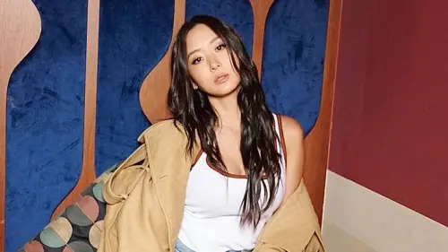 孫芸芸曬3代同框照！70歲媽媽凍齡美貌驚呆粉絲：根本美魔女
