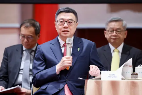 ▲行政院長卓榮泰（16）日在行政院大禮堂與媒體茶敘，向國人報告「5大行動、20項進行式」政績。（圖／NOWnews攝影中心）