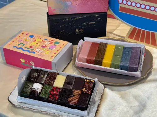 ▲「堯平布朗尼」巧克力布朗尼組合包，推薦價680元。（圖／記者鍾怡婷攝）