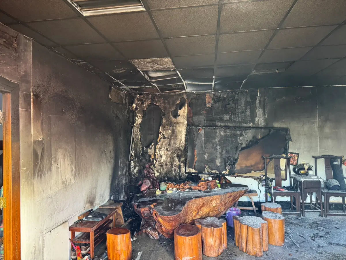 ▲台南市永康一間塑膠工廠驚傳火警，幸好2名員工及時逃生，沒有造成傷亡。（圖／台南市消防局提供）