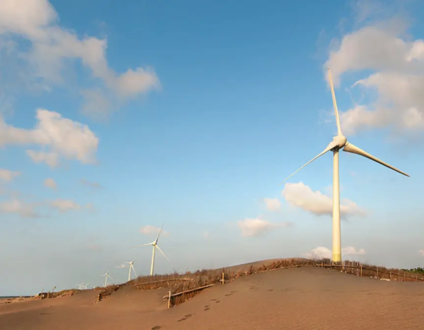 ▲有兩名中國籍男子在520前夕搭乘橡皮艇，從觀音海灘偷渡上岸，目前正在了解偷動動機和目的。（圖／翻攝交通部觀光署官網）