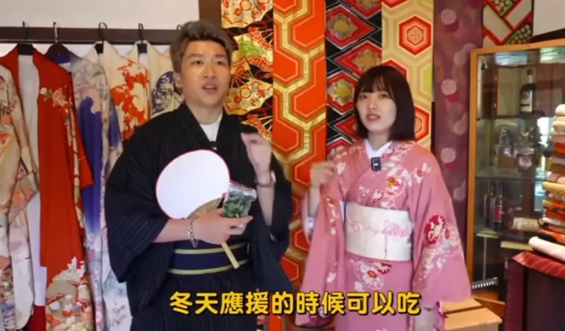 ▲藝人張立冬（左）近期在網路節目中誘騙日籍啦啦隊女神希美（右）吃下檳榔，還笑稱是「台灣口香糖」，引發批評聲浪，儘管製作團隊下架影片滅火，但張立東仍慘遭炎上。（圖／東東隆咚鏘 YouTube）