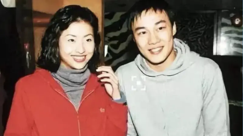 「老婆花的只是零頭，想買什麼就讓她買。」陳奕迅寵愛徐濠縈20年