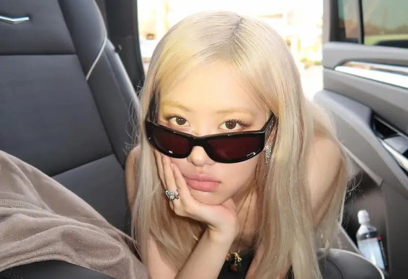 BLACKPINK ROSÉ最會賺！《APT.》入袋133億　BTS這曲吸2000億更狂