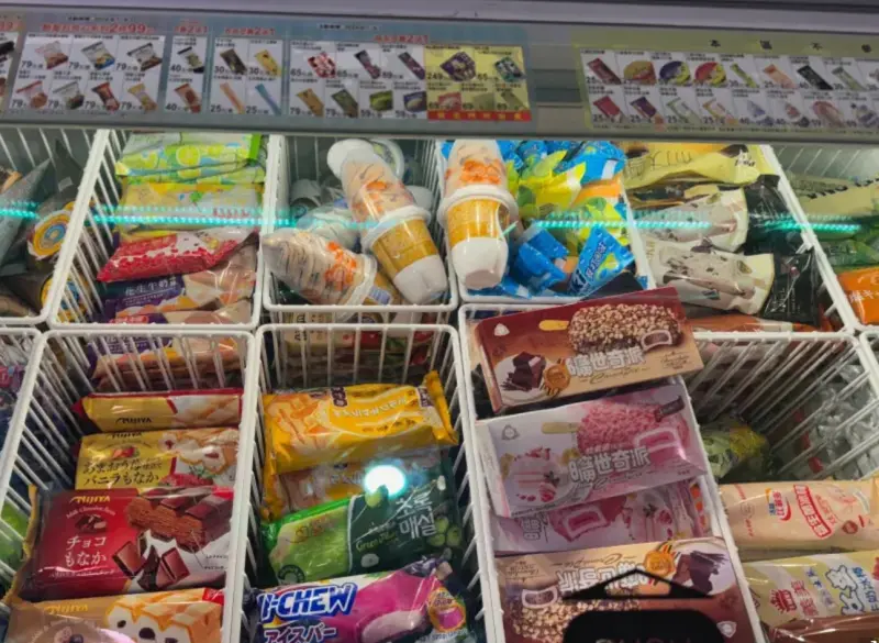 消暑優惠／全家霜淇淋買一送一！7-11雪糕20元　酷聖石也買一送一