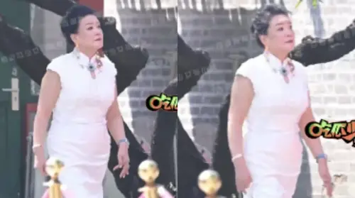 ▲張蘭婚宴前焦慮表情全被直擊,疑似是為兒子汪小菲擔憂。(圖/吃瓜少女張小寒 百度) ▲張蘭婚宴前焦慮表情全被直擊,疑似是為兒子汪小菲擔憂。(圖/吃瓜少女張小寒 百度)