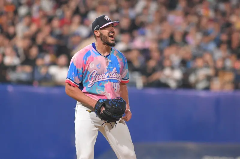 ▲富邦悍將洋投魔力藍生涯首度投到第8局，突破個人最佳單場局數紀錄。（圖／富邦悍將提供）