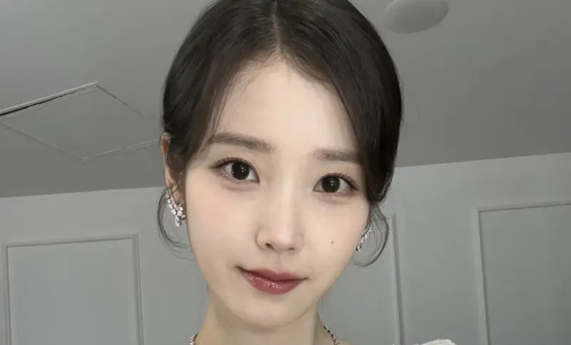 IU生日「私約BTS V慶祝」2人吃掉84萬！全網慌了：分手李鍾碩？