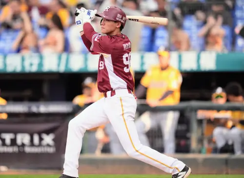 ▲樂天桃猿陳晨威連續2天開轟，幫助球隊以12：6擊退中信兄弟。（圖／樂天桃猿提供）