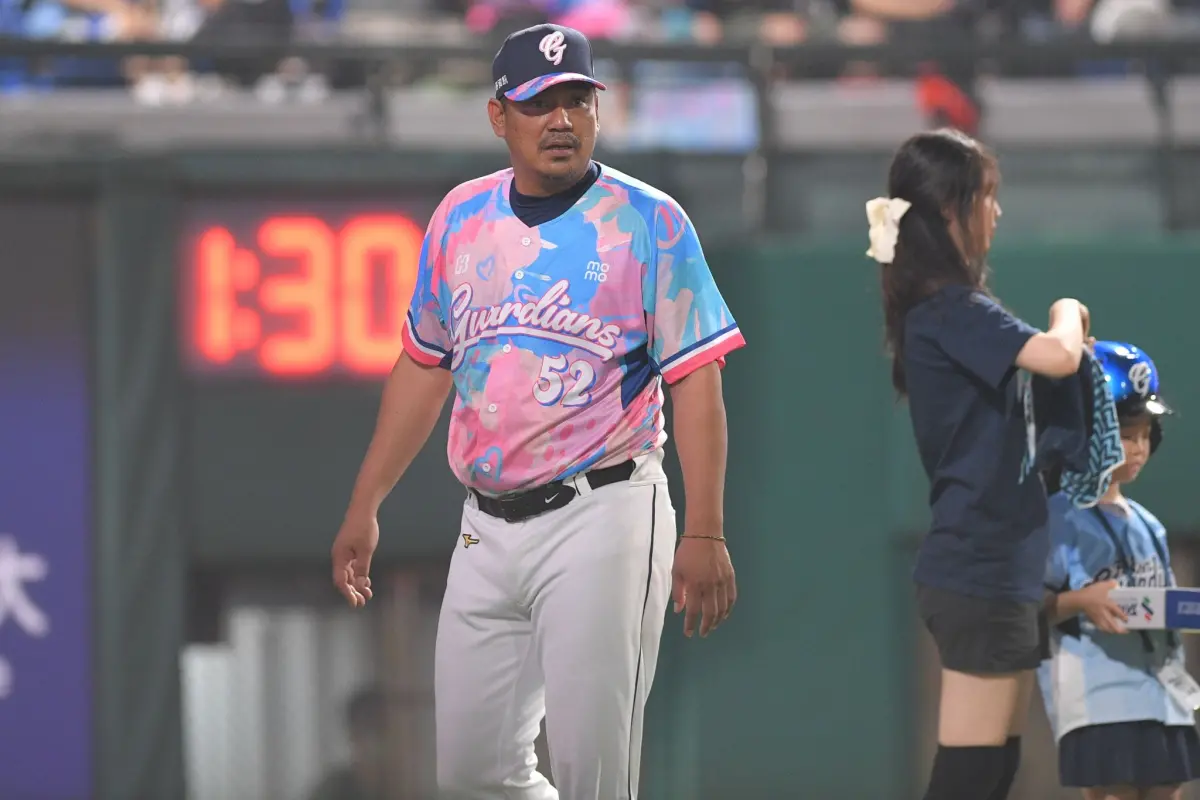 ▲富邦悍將今日以2：0完封味全龍，拿下本季第10勝，總教練陳金鋒認為球隊狀態慢慢好轉。（圖／富邦悍將提供）