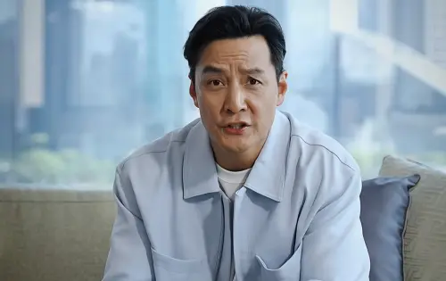 50歲吳彥祖落魄了？搭訕美女被嫌是「老頭」、現身上海美髮店打工
