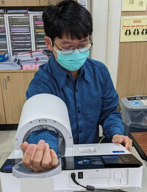 ▲三高在年輕族群常無明顯症狀,應依賴血壓計等工具持續監測,才能有效降低心血管疾病風險。(圖/新竹台大分院提供) ▲三高在年輕族群常無明顯症狀,應依賴血壓計等工具持續監測,才能有效降低心血管疾病風險。(圖/新竹台大分院提供)
