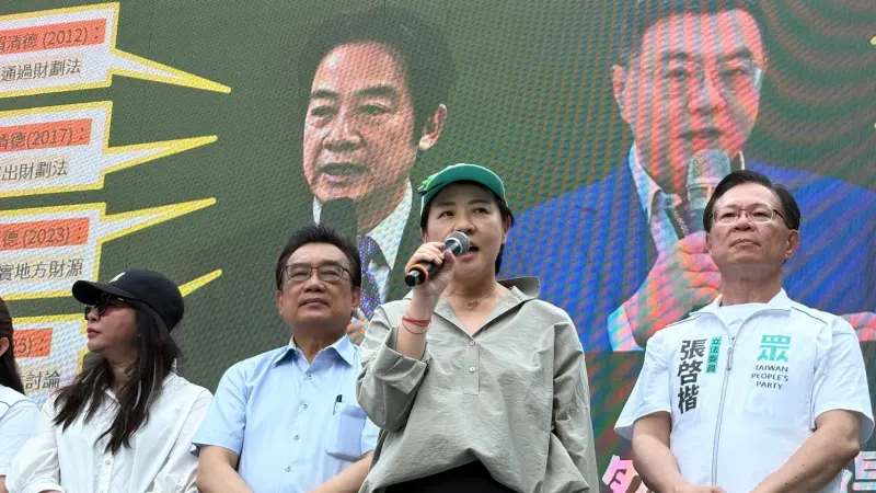 ▲民眾黨「人民要當家」宣講最終場，立委黃珊珊喊話「我們等柯文哲回來」。（圖／記者顏幸如攝）