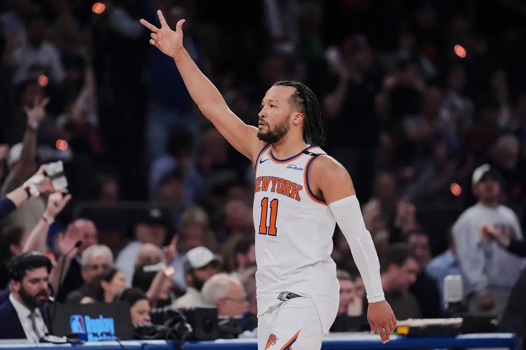 ▲NBA季後賽，東、西區冠軍戰組合正式出爐，西區將由奧克拉荷馬雷霆對上明尼蘇達灰狼，東區則是紐約尼克對上印第安納溜馬，這4支球隊中只有尼克奪冠過，其餘3支球隊則是要尋求隊史首冠。（圖／美聯社／達志影像）