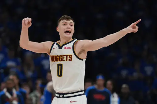 ▲金塊Christian Braun季後賽場均12.2分、6.6籃板，攻守兩端皆有進化。雖ESPN預估其未來年薪可能達3000萬美元，但命中率與數據仍難支撐高價。金塊今夏補強將受限於薪資壓力。（圖／美聯社／達志影像）