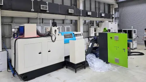 ▲高速成型機設備。(圖/金屬中心提供) ▲高速成型機設備。(圖/金屬中心提供)