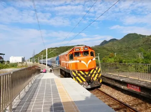 台灣最荒涼台鐵車站是它！每天4台車僅載2個人　台鐵不廢站原因曝
