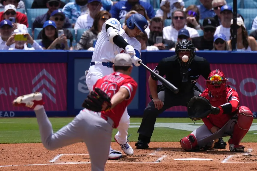 ▲洛杉磯天使日籍左投菊池雄星今日繳出5.2局好投，賽後也分享與學弟大谷翔平上演「花卷東高校對決」，特別想了不同的「招式」來對付他，可惜最終還是被大谷打出2支安打。（圖／美聯社／達志影像）