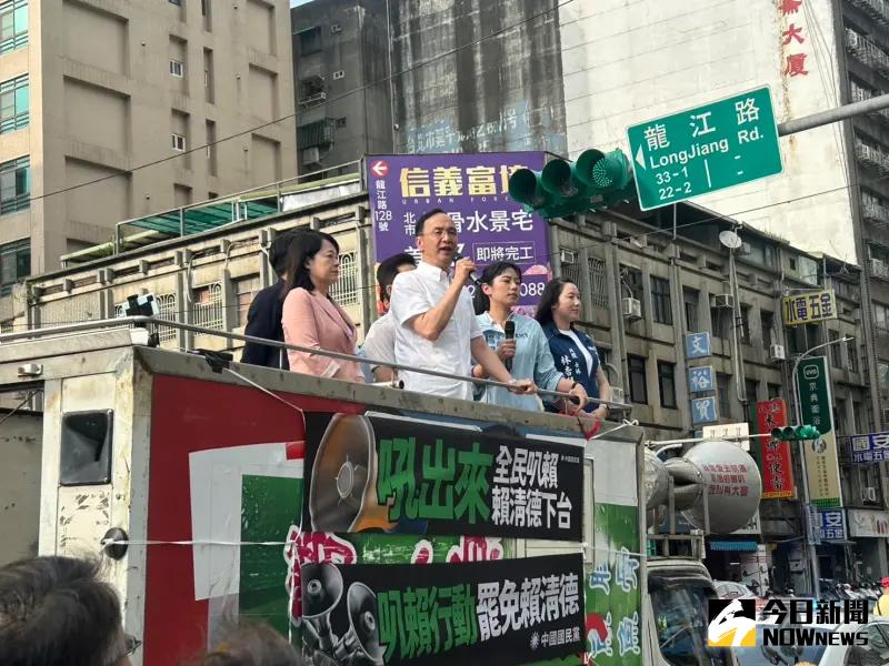 ▲國民黨組車隊前往總統府抗議。（圖／記者林怡昕攝，2025.05.19）