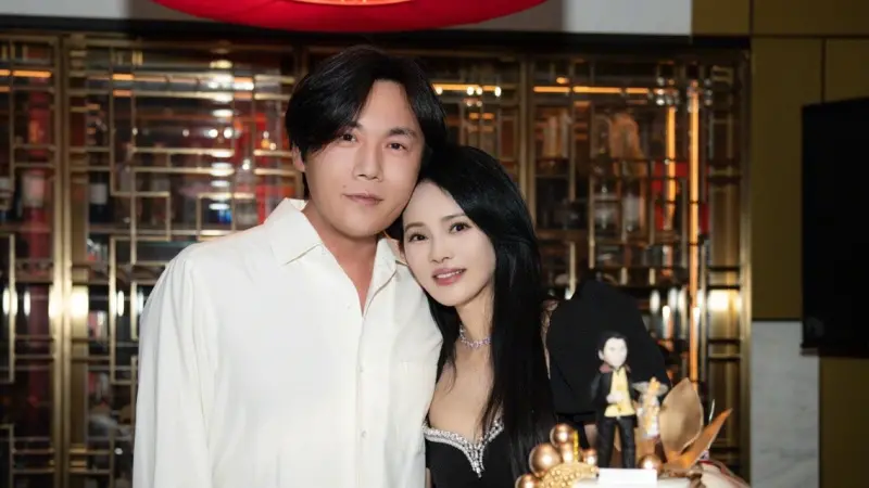 伊能靜驚爆婚變傳聞！為秦昊47歲生日辦驚喜派對　正面回應謠言