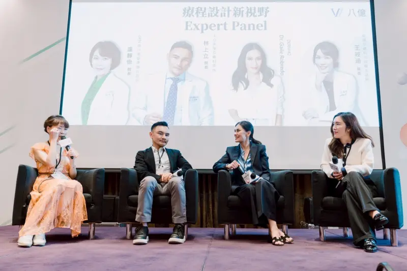 ▲尚行美健康聯合診所盧靜怡院長(左1)、上立美學皮膚科診所林上立院長(左2)、卓越皮膚科兒科聯合診所王筱涵院長(右1)（圖／BIOSOME提供）