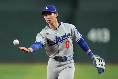 ▲洛杉磯道奇韓籍新星金慧成在升上大聯盟後展現出亮眼的打擊表現與壘間破壞力，卻遭遇連續4場比賽未能站上先發的尷尬局面，引起韓國媒體及球迷的廣泛關注與不滿。（圖／美聯社／達志影像）