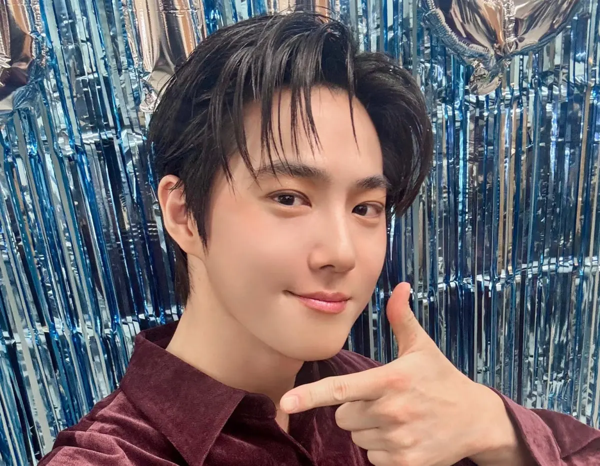 ▲EXO成員SUHO（金俊勉）今天34歲生日，他的五官老早獲得整形專科一致認同「黃金比例臉蛋第一名」。（圖／EXO臉書）