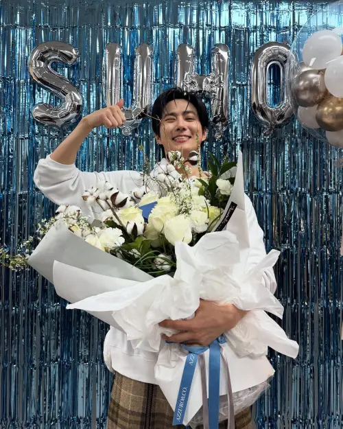 ▲SUHO迎來34歲，生日快樂。（圖／SUHO IG）