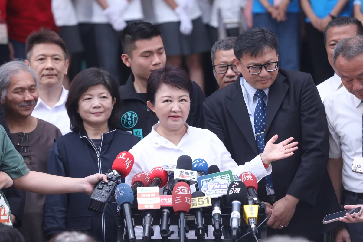 ▲盧秀燕表示謝謝市民給他的好民調，但民調看看就好，就像她前兩天鼓勵總統賴清德一樣，不要太在意民調，認真做事比較重要。（圖／中市府提供）