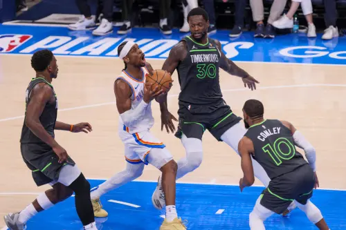 「SGA」Shai Gilgeous-Alexander用單打帶動雷霆進攻,他全場攻下31分,但全場獲得多達14次罰球機會,賽後也被質疑是金身護體,灰狼球員都碰不得。(圖/美聯社/達志影像) ▲雷霆一哥「SGA」Shai Gilgeous-Alexander被質疑是金身護體,灰狼球員都碰不得。(圖/美聯社/達志影像)