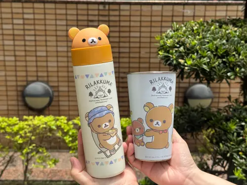 ▲「不鏽鋼冷變杯」加價購299元；「造型保溫瓶」加價購599元。（圖／記者鍾怡婷攝）