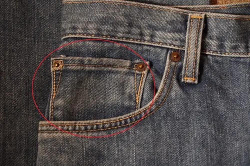 牛仔褲「多一個小口袋」有啥用途？廠商公布正解　眾愣：長知識了
