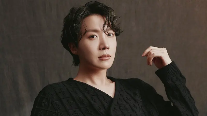 j-hope的3個TMI！被粉絲說長得像BTS、跟SUPER JUNIOR利特是鄰居