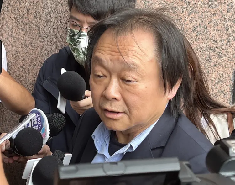 ▲王世堅今表示,他的助理「百分之百沒問題」。(圖/記者陳佩君攝,2025.05.21)