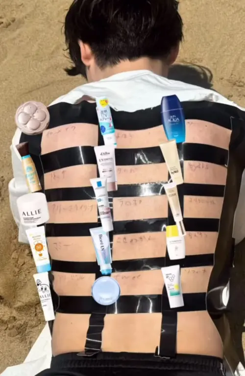 ▲日本網紅將背部用黑膠帶分成15格,在烈日下連續曝曬3小時,實測15款熱門防曬產品效果。(圖/IG s_katsuya_、shushu_223) ▲日本網紅將背部用黑膠帶分成15格,在烈日下連續曝曬3小時,實測15款熱門防曬產品效果。(圖/IG s_katsuya_、shushu_223)