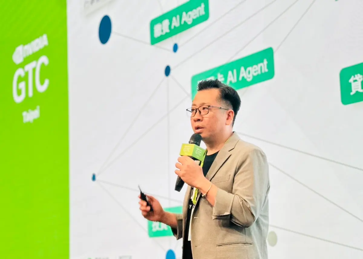 ▲國泰金控副總梁明喬表示，國泰金控將持續強化AI Agent的適應性推理、複雜決策輔助與情境感知任務執行等能力，涵蓋從交易處理、服務自動化到智慧資訊擷取等多元應用，盼開啟以AI驅動的智慧金融創新服務新時代。(圖／國泰金控提供)