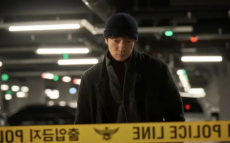 ▲Disney+犯罪驚悚劇《血謎拼圖》今（21）日上線，該劇由孫錫久（如圖）攜手金多美打造，4大亮點也跟著曝光。（圖／《血謎拼圖》劇照）