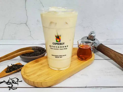 ▲COMEBUY「嗨神奶茶」以獨特煎茶調製，每口喝得到特殊的蜂蜜清香，讓奶茶風味更加清爽