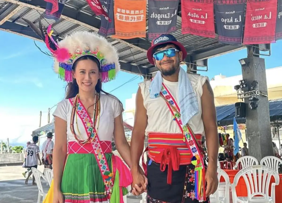 ▲張震嶽（右）將升格二寶爸，老婆小涵（左）在社群發文時意外透露已懷孕，兩人早已育有一子，如果第二胎是女生，就能湊成「好」自，粉絲都為他們恭喜，希望他們能實現心願。（圖／摘自IG）