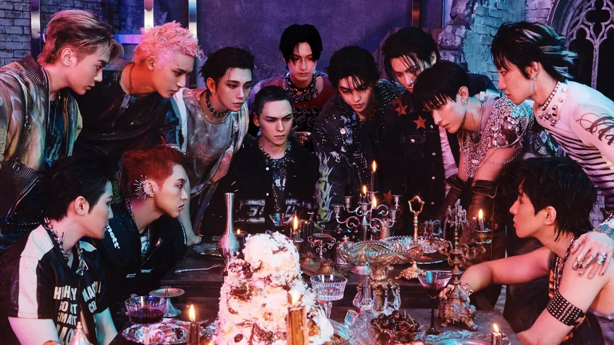 ▲人氣韓團SEVENTEEN迎來出道10週年，將於5月26日發行新專輯《HAPPY BURSTDAY》，預告片結合8D音效與360度視角，帶來沉浸式聽覺體驗。（圖／SEVENTEEN官方Weverse）