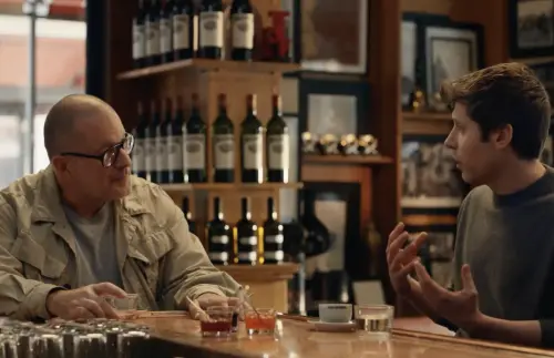 ▲OpenAI近年積極布局硬體，去年5月宣布與前Apple設計長Jony Ive（左）的團隊深度合作。（圖／翻攝官方影片）