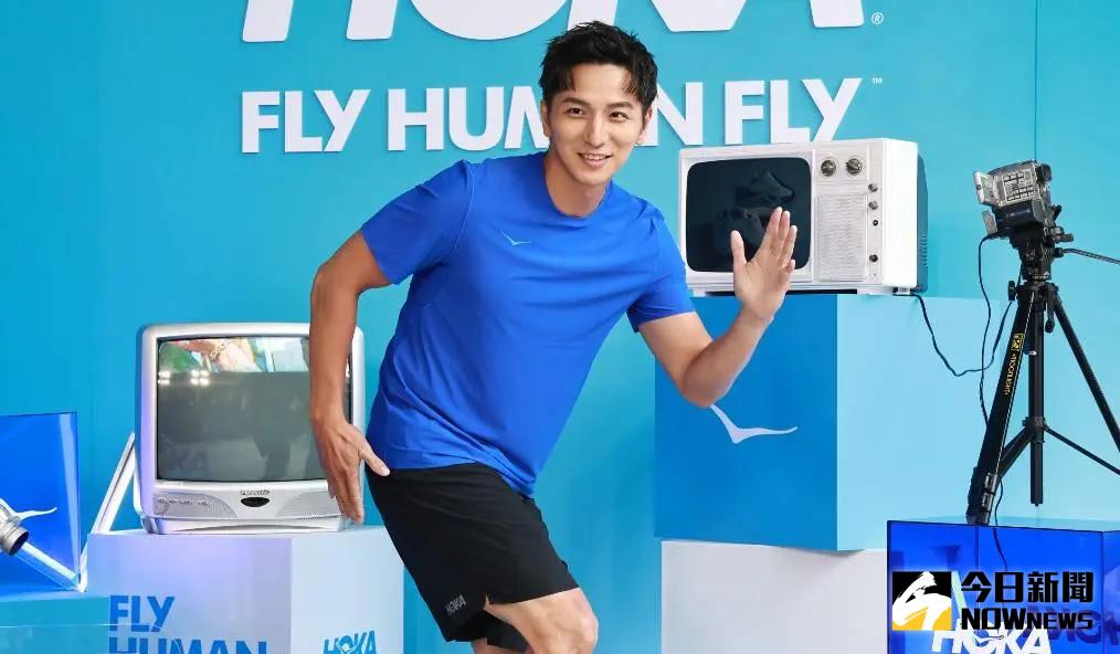 ▲楊奇煜（如圖）被問到威廉閃兵一事大方回應，透露現在正在等司法調查，棒棒堂6人都沒當兵。（圖／記者吳翊緁攝）