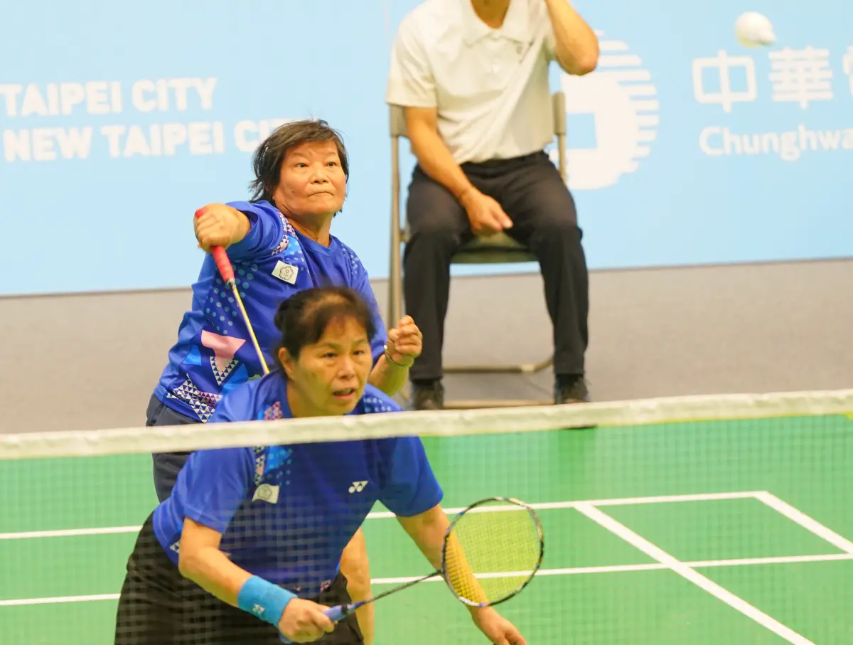 ▲「羽球國寶」林說在2025雙北世壯運開幕典禮擔任運動員宣誓代表，今（23日）再傳捷報，勇奪個人本屆第二面金牌，拿下羽球女雙冠軍，證明寶刀未老。（圖／世壯運執委會提供）
