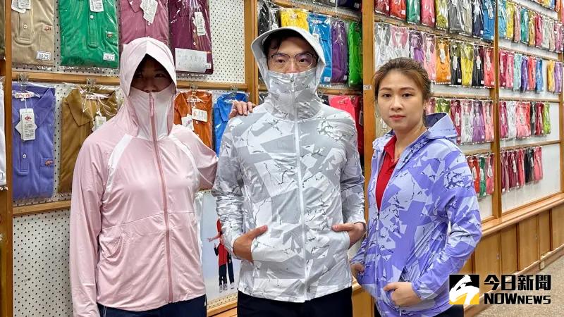 ▲「防曬涼感連帽外套」因機能性強，加上價格非常優惠，大受民眾歡迎。（圖／記者陳美嘉攝，2025.05.23）