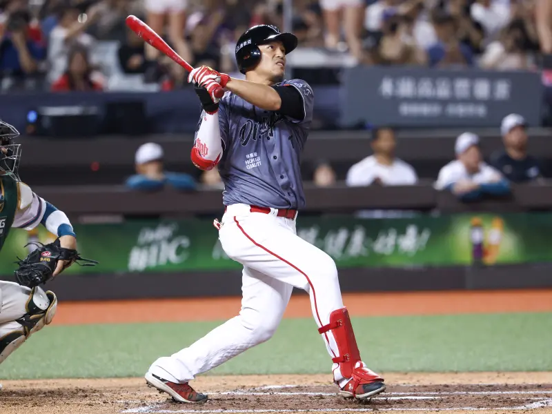 中職／李凱威、朱育賢猛打賞！味全前3局就開魯閣　12：2輕取台鋼