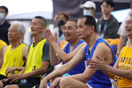 ▲ 侯友宜說這次3對3籃球不只是比賽，更是一場跨世代的情誼交流。（圖／新北市體育局）